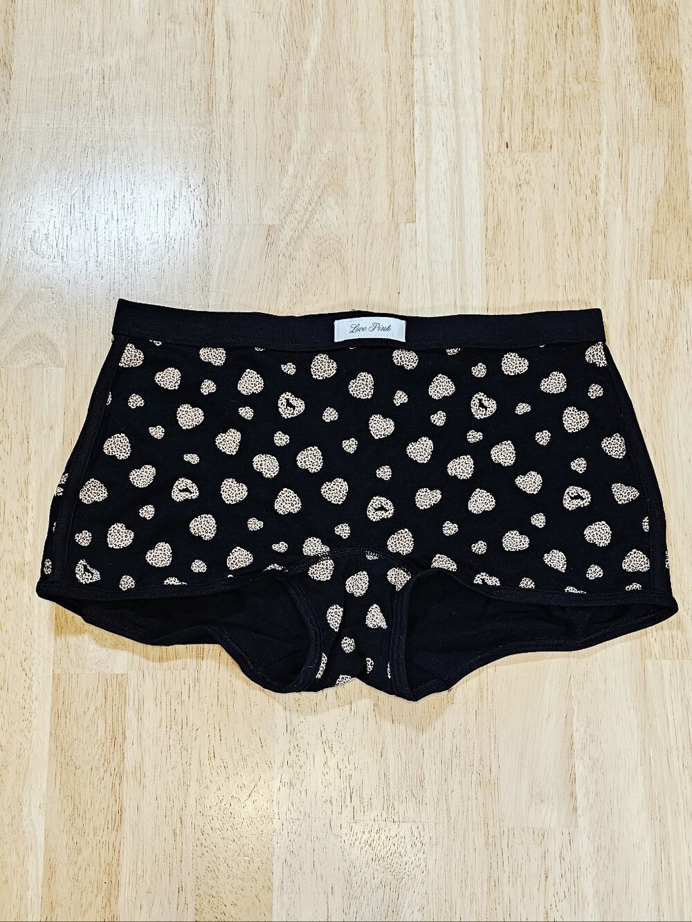 PINK VS Cheetah Heart Print Boyshort Panty